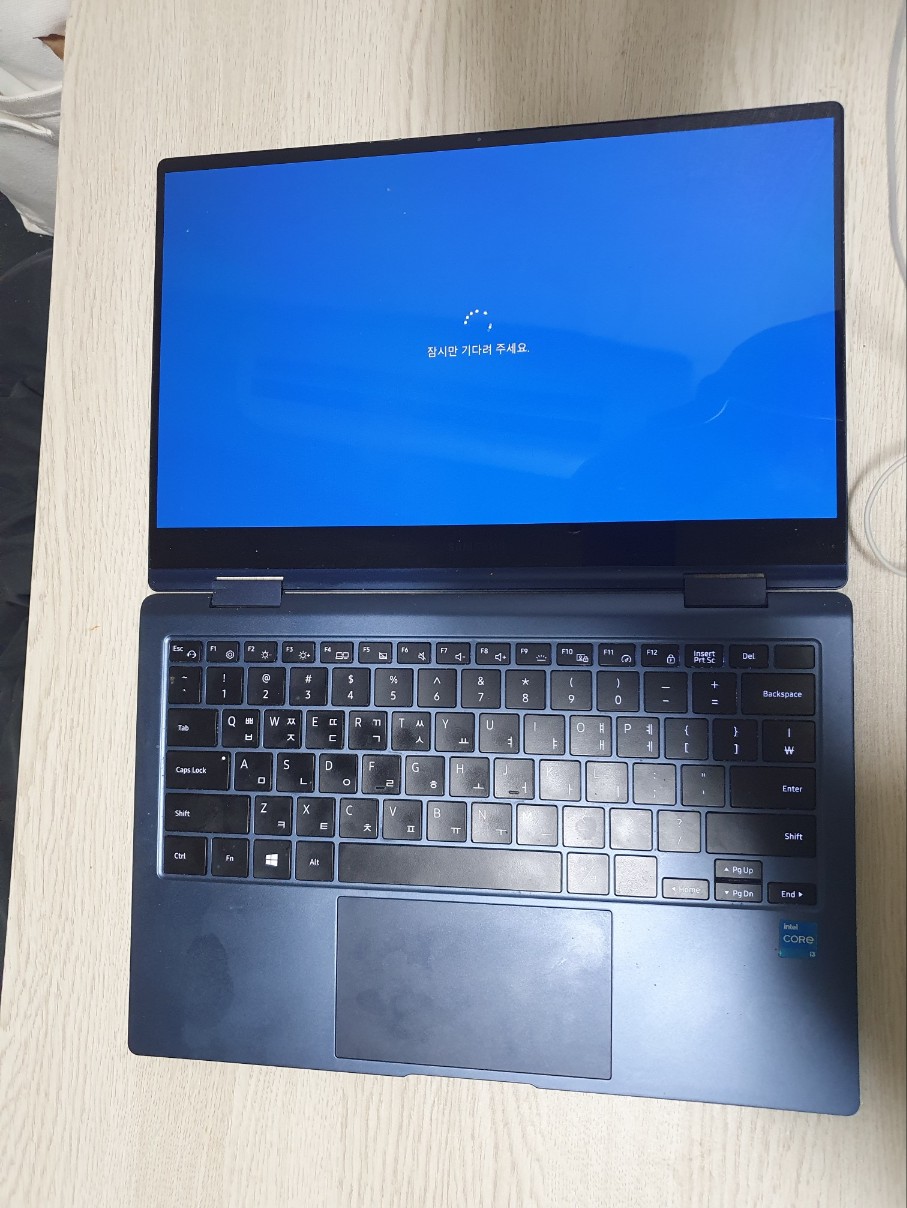삼성 갤럭시 북 360 (NT931QDB) 판매합니다!